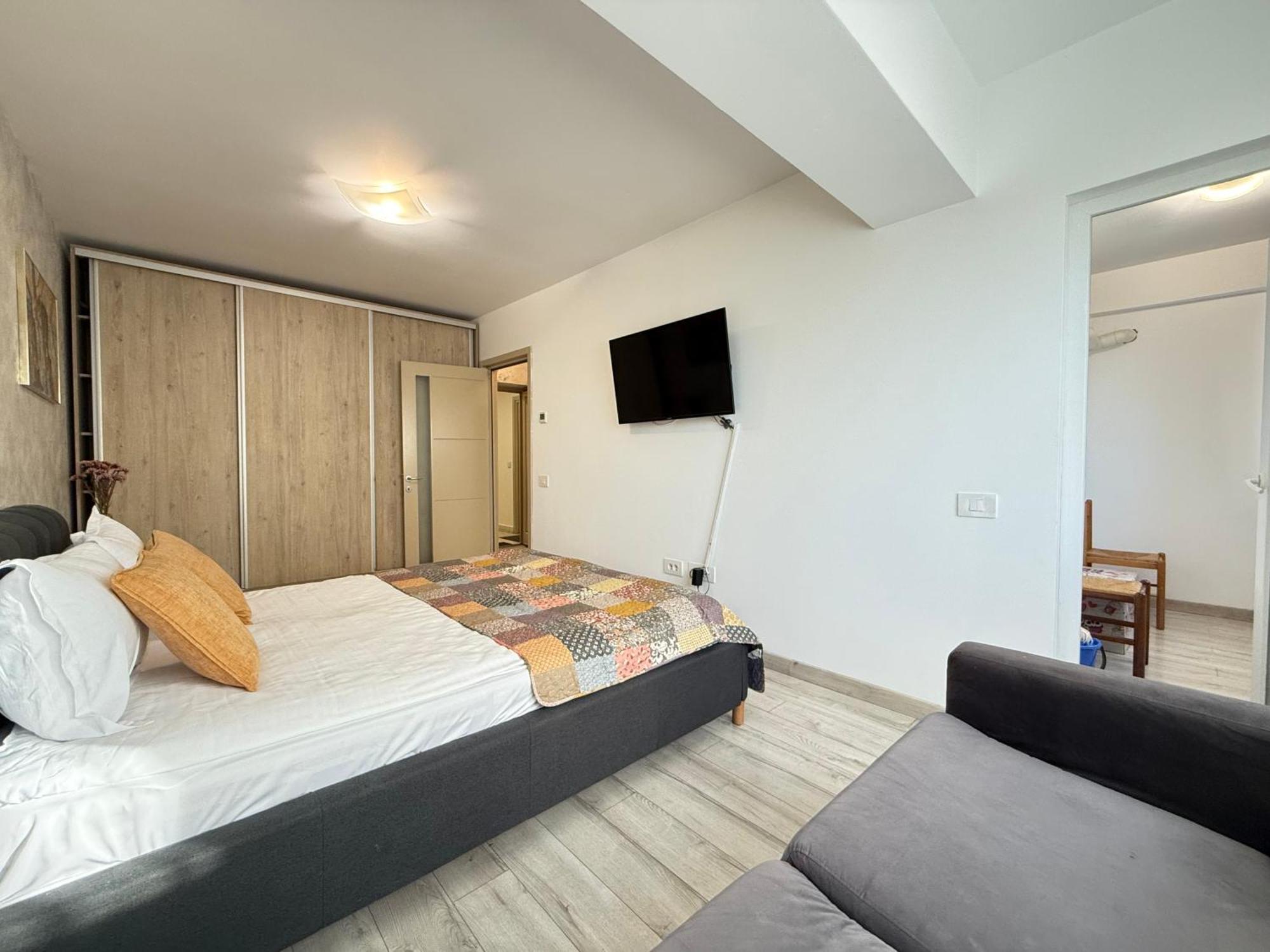 Smart Stay Studio With Free Parking Iasi Luaran gambar